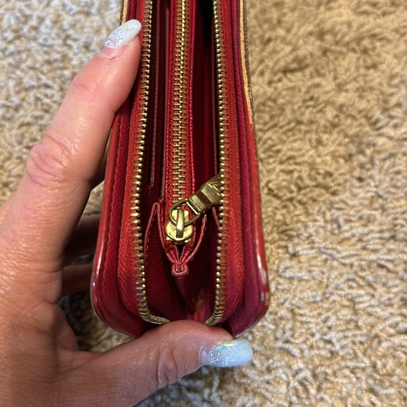 Louis Vuitton wallet - Picture 8 of 11